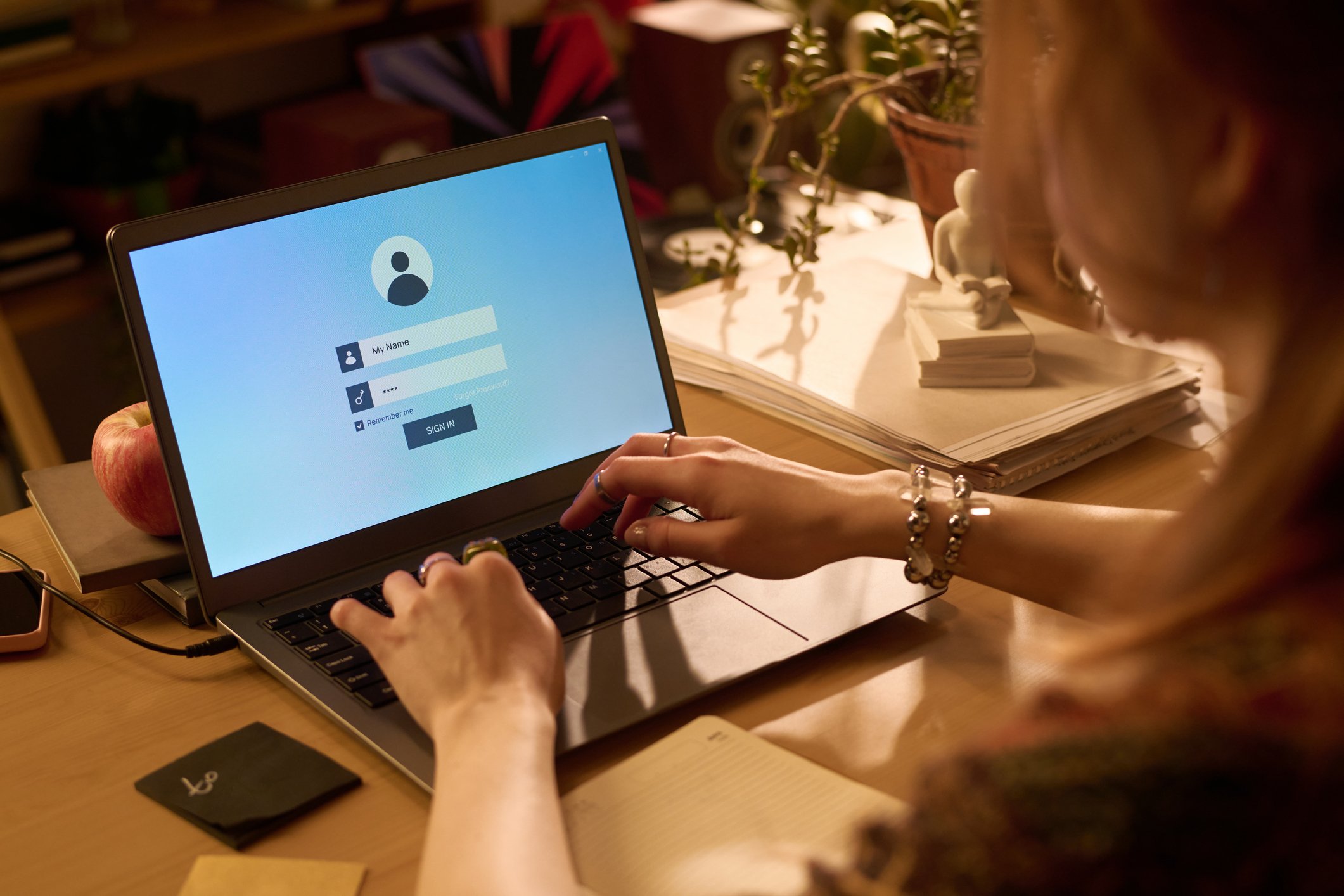 Hoe één gelekt wachtwoord al je accounts kan openen (en waarom een password manager onmisbaar is)